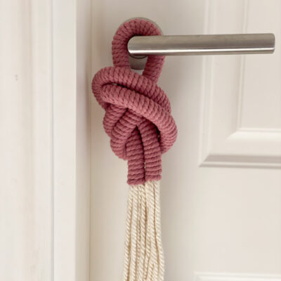 Nudo náutico rosa para puerta