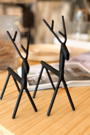 Renos en hierro para repisa