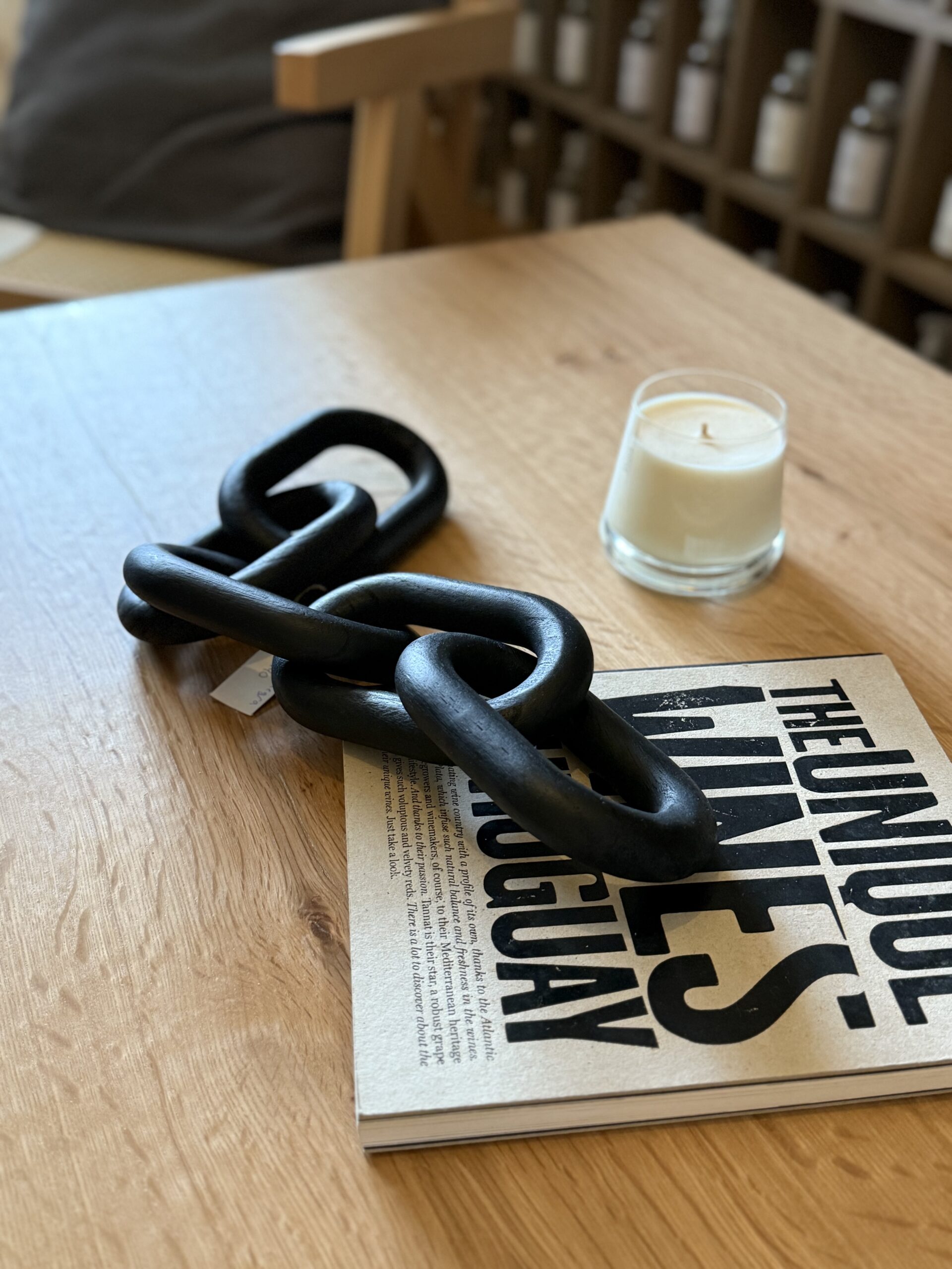 Cadena decorativa negra