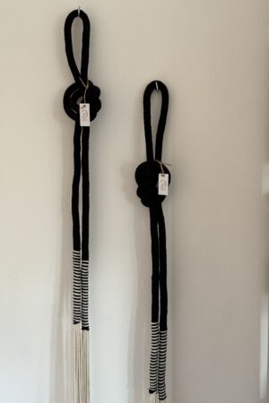 Nudo náutico blanco y negro