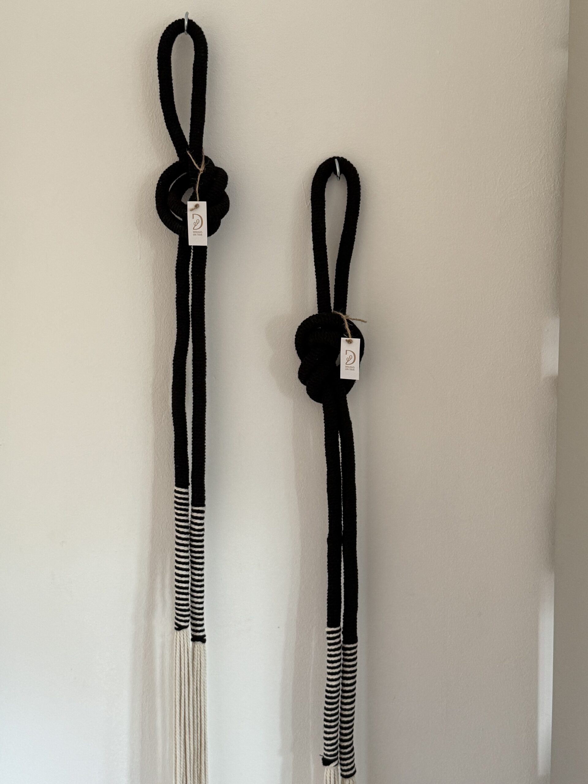 Nudo náutico blanco y negro